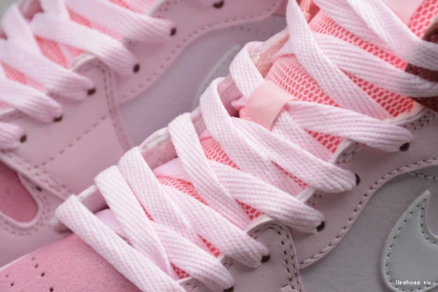 (W) 1 Pink Jordan CW5379-600 Digital Mid Air 1002
